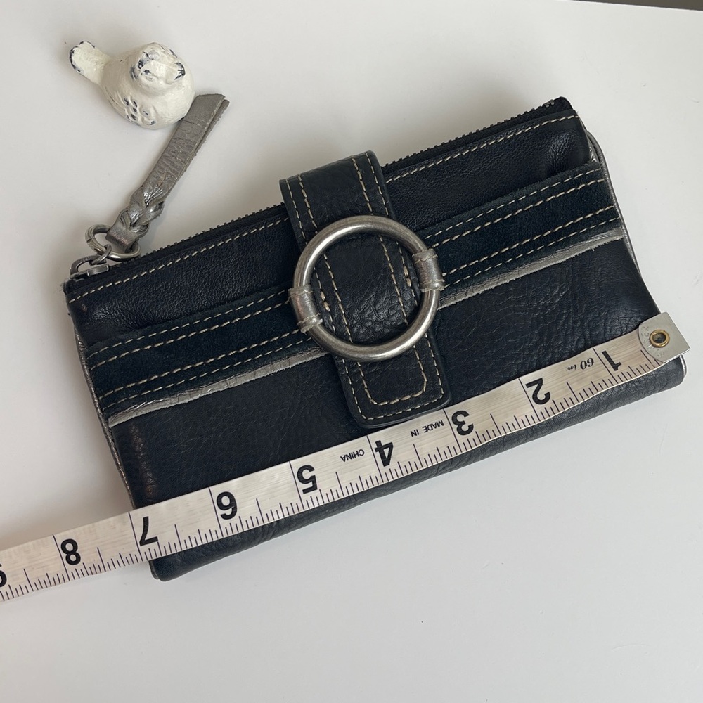 Fossil 🗝️ Genuine Leather Wallet - Picture 9 of 16
